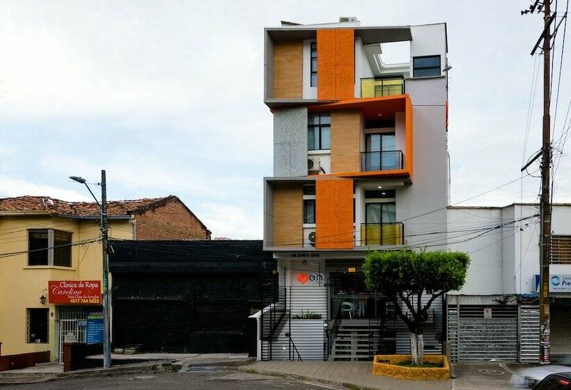 هتل On Apartasuites