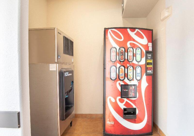 호텔 Oyo Townhouse Clute Lake Jackson