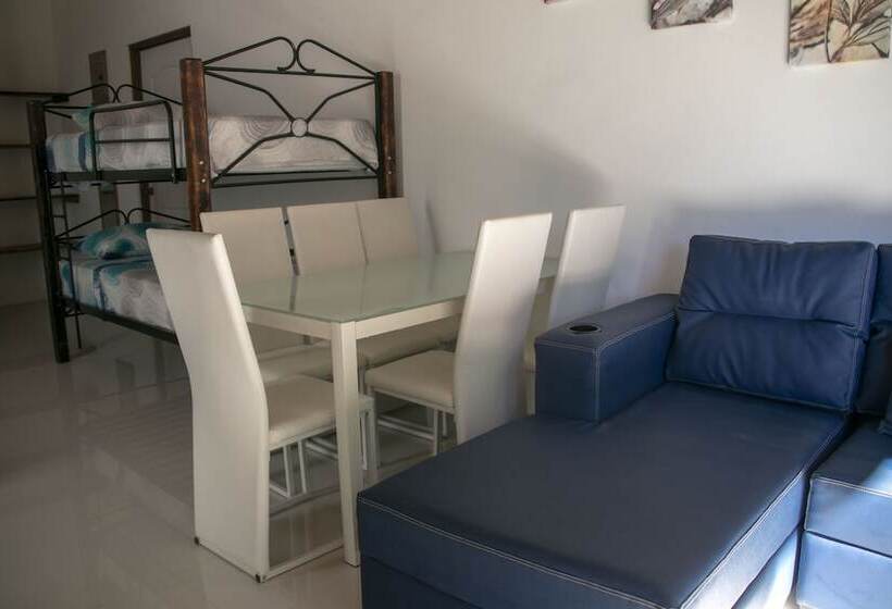 هتل Villas Cabuya Beach & Forest