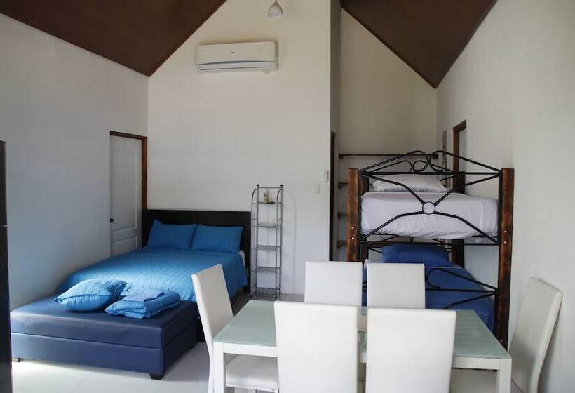 هتل Villas Cabuya Beach & Forest