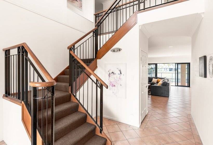 Mermaid Beach House
