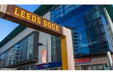 Modern Deluxe Leeds Dock Apartment Free Secure Parking