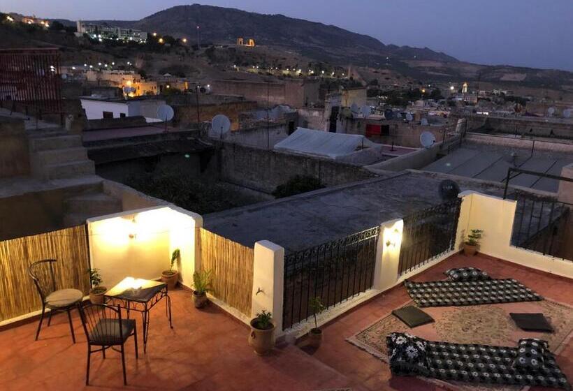 پانسیون Dar Benelmahi