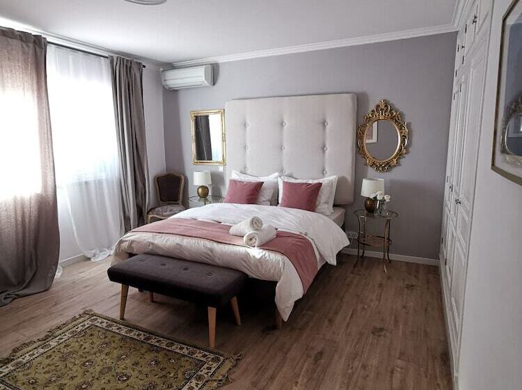 پانسیون Vogue 23 Boutique
