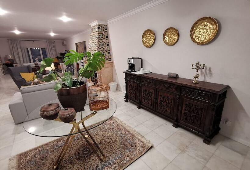پانسیون Vogue 23 Boutique