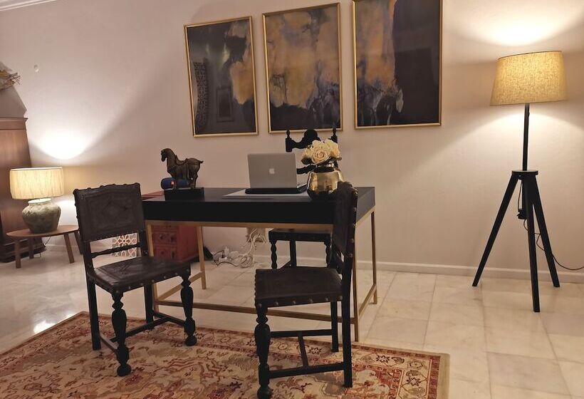 پانسیون Vogue 23 Boutique