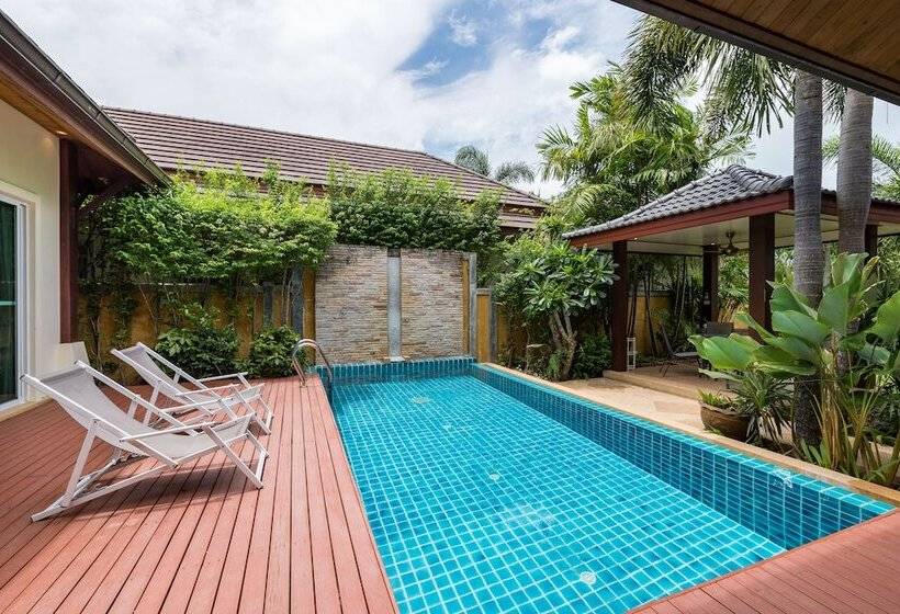 Prima Pool Villa