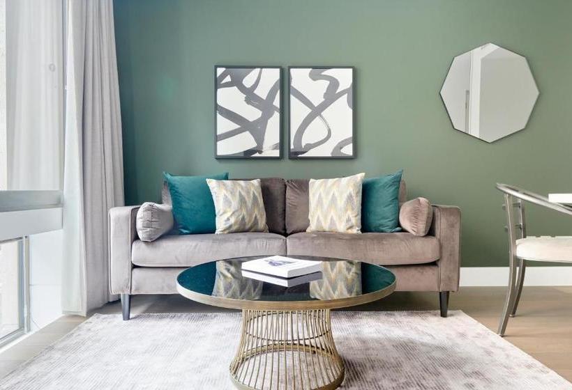 Sonder  Maughan Library Apartments