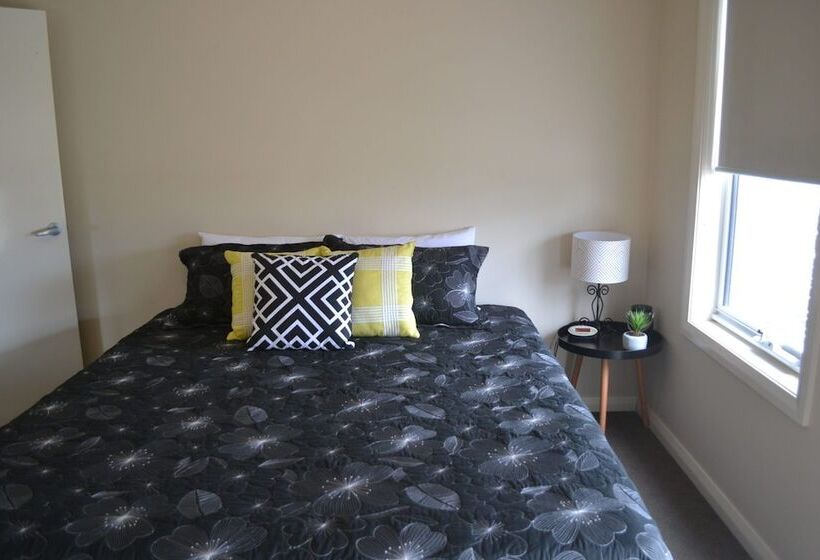 Waterview   2 Doc Crt