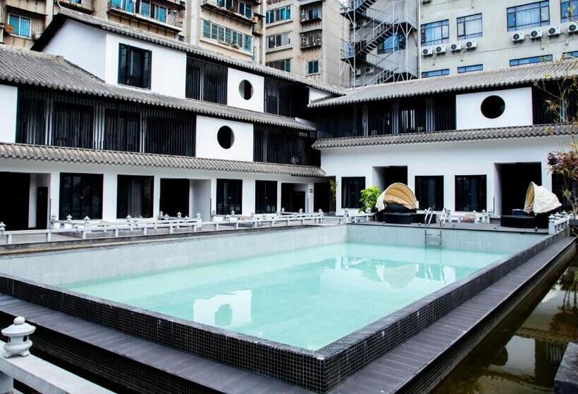 Xijian Hotel Kunming Dongfeng East Road Dashuying Metro Station