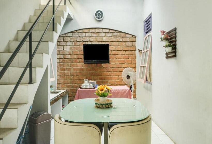 هتل Oyo 2872 Garuda Guest House