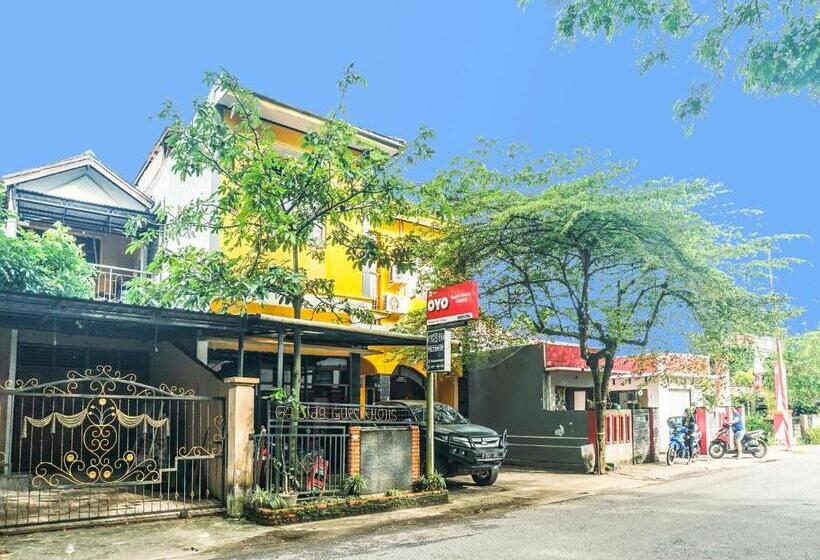 هتل Oyo 2872 Garuda Guest House