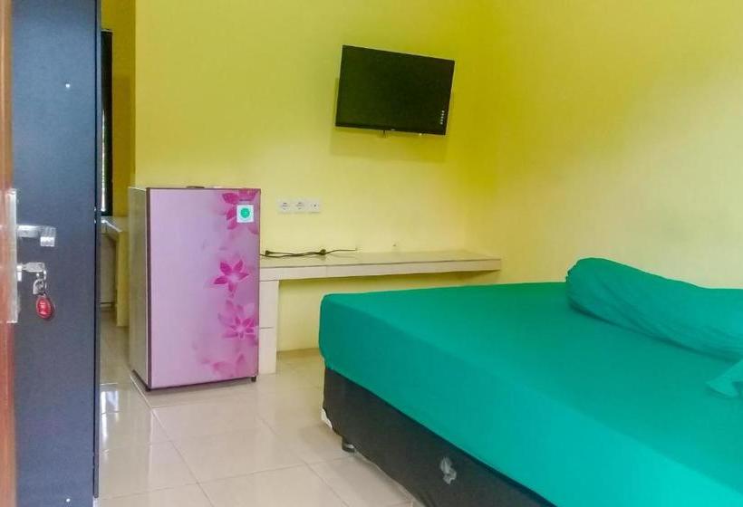 هتل Spot On 2732 Sandy Guesthouse