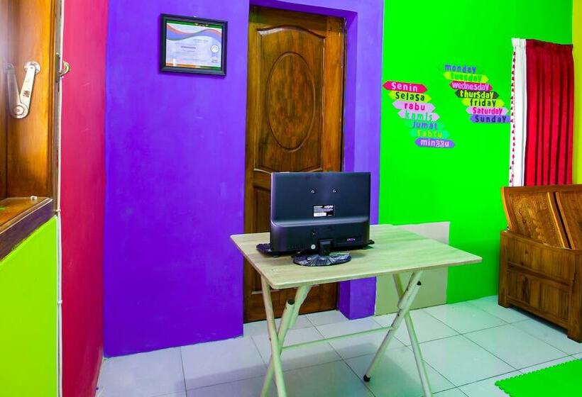 فندق Spot On 2875 Kost Pandawa Syariah