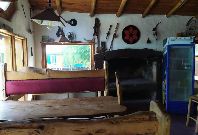 ユースホステル Huecubu Public House