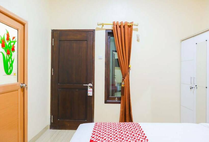 هتل Oyo 2741 Kr Bulan