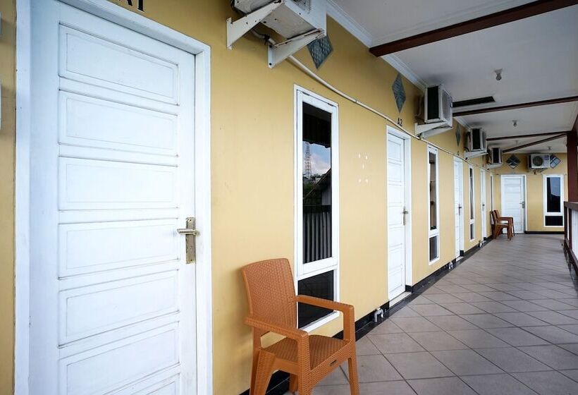 هتل Spot On 2729 Marzan Syariah Guest House