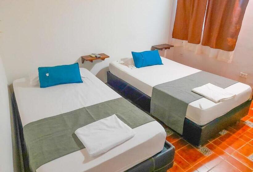 پانسیون Kayena Hostel