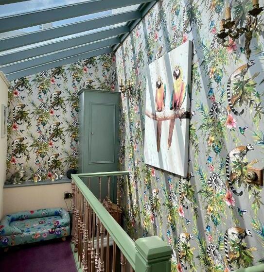 تختخواب و صبحانه Ebenezer S Place