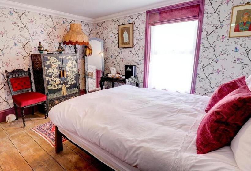 تختخواب و صبحانه Ebenezer S Place