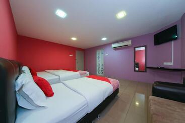 هتل Oyo 89650 Inn