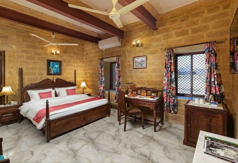 هتل Welcomheritage Mohangarh Fort