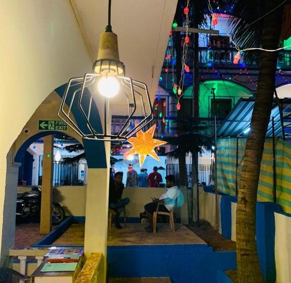 هتل Baga Beach Lagoon