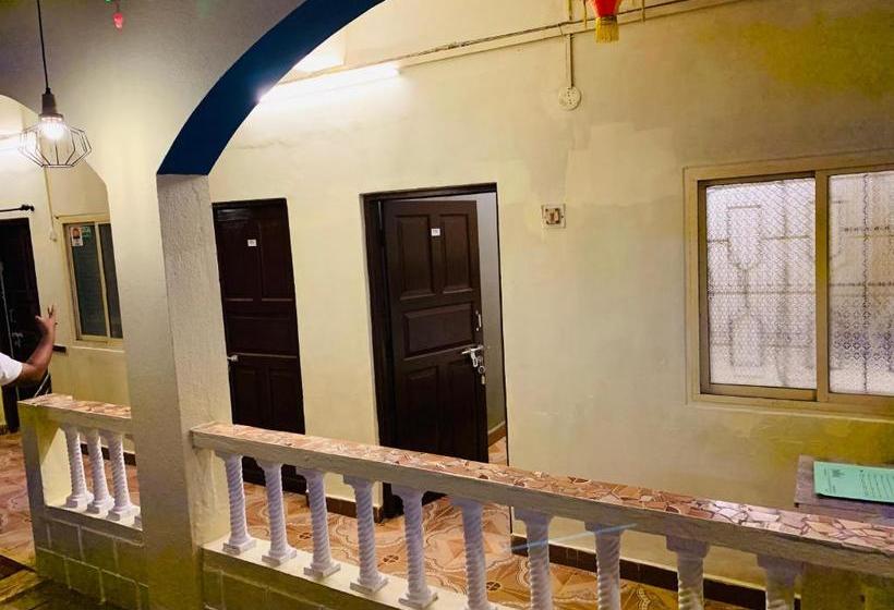 هتل Baga Beach Lagoon