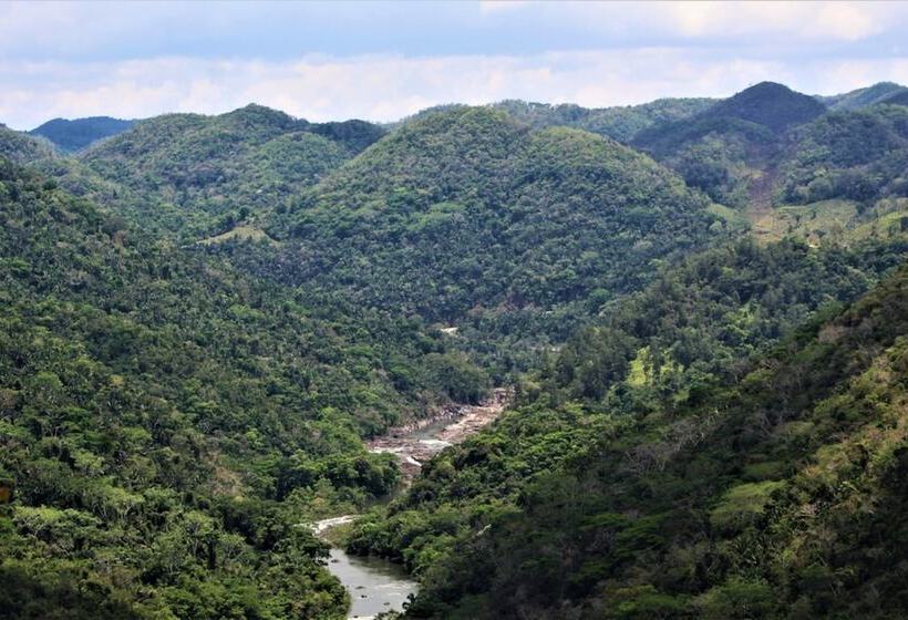 فندق Black Rock Lodge