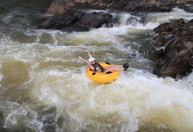 فندق Black Rock Lodge