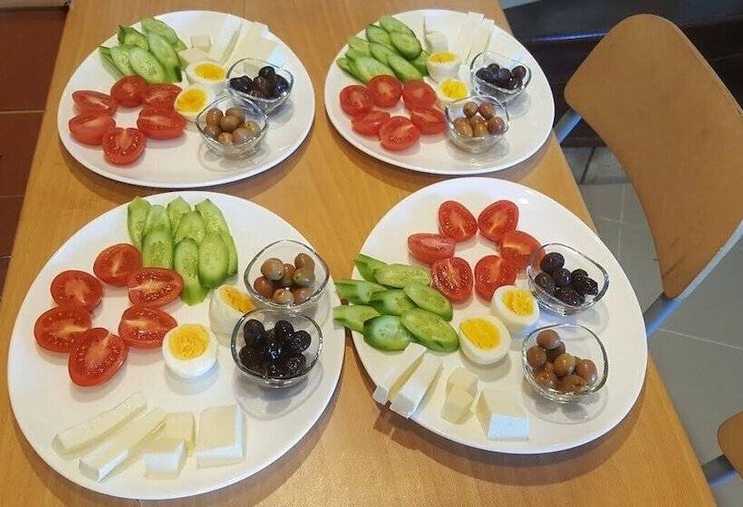 Ova Otel