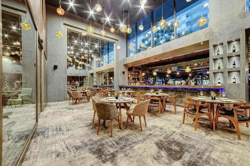 هتل Doubletree By Hilton Adana