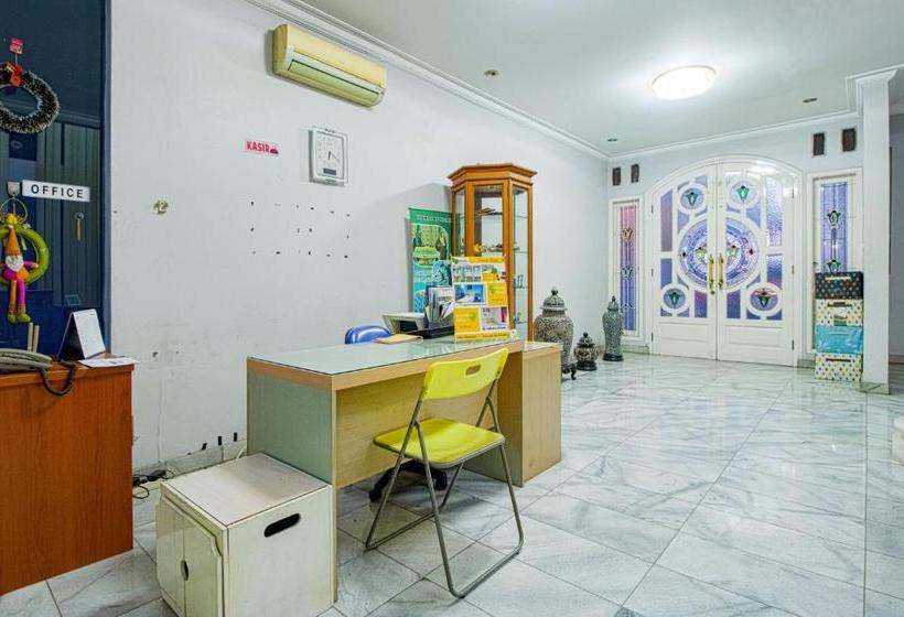 هتل Shazira Syariah