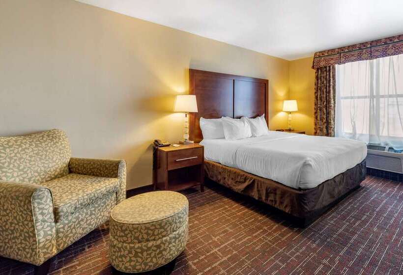 호텔 Comfort Inn & Suites Shawnee North Near I40