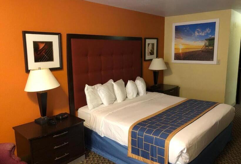 酒店 Days Inn & Suites By Wyndham Stevens Point
