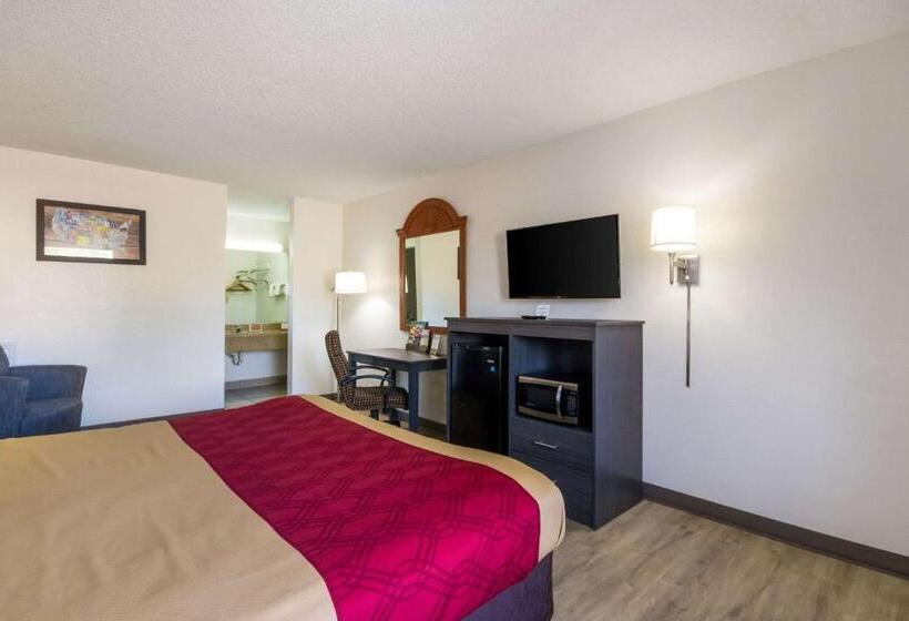 هتل Econo Lodge Little Creek