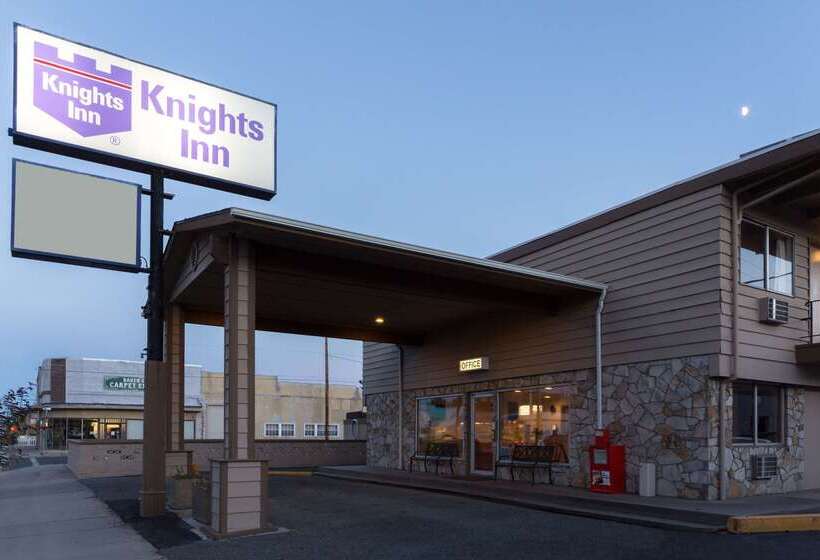 هتل Knights Inn  Baker City Or