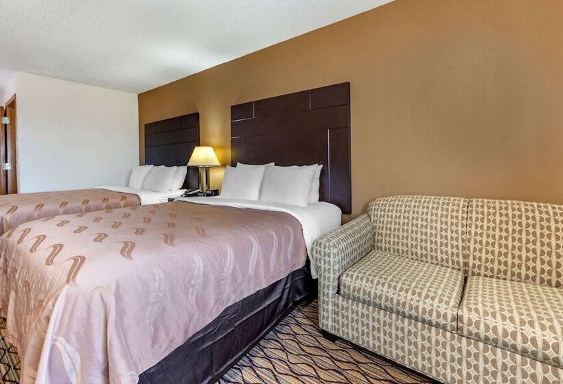 هتل Quality Inn New London