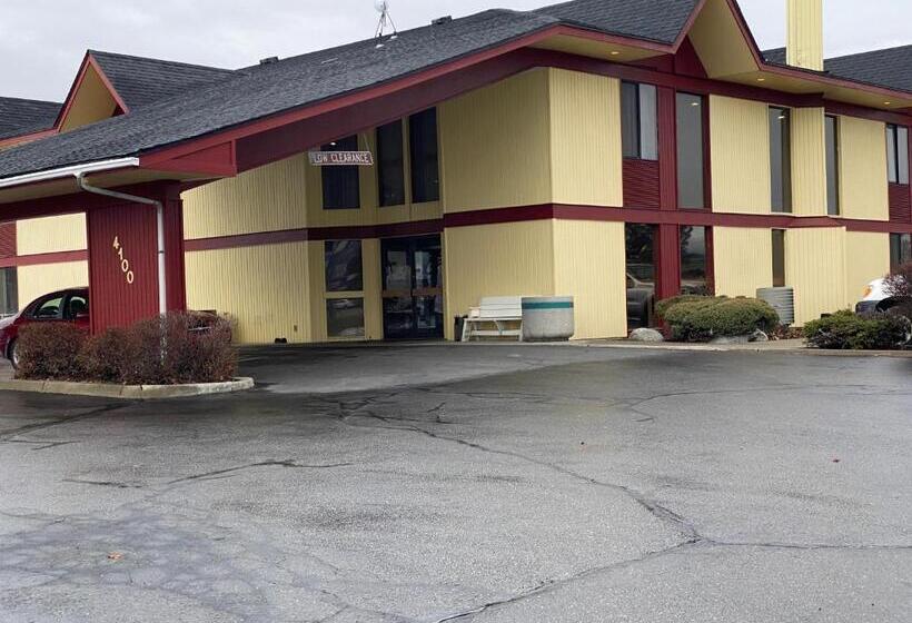 ホテル Red Lion Inn & Suites Post Falls