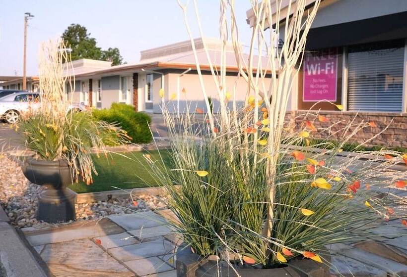 בית מלון כפרי Regency Inn Of Eddyville Kuttawa