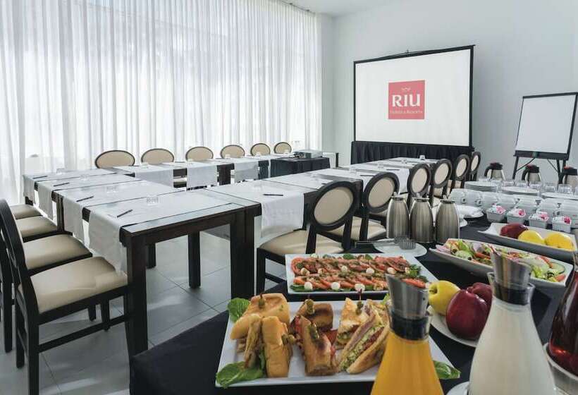 Hotel Riu Plaza Miami Beach