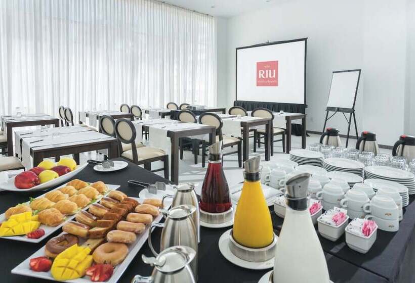 Hotel Riu Plaza Miami Beach