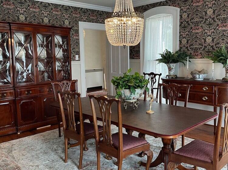 호텔 River House Inn
