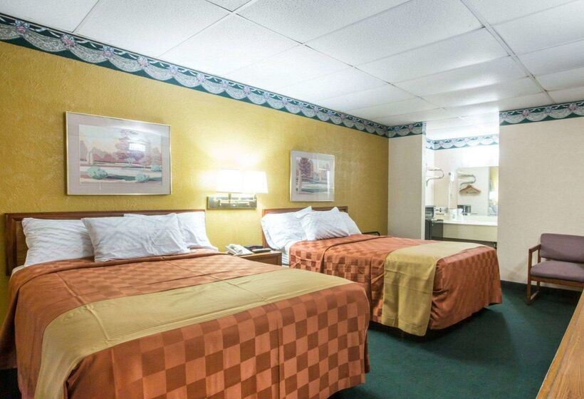 هتل Rodeway Inn