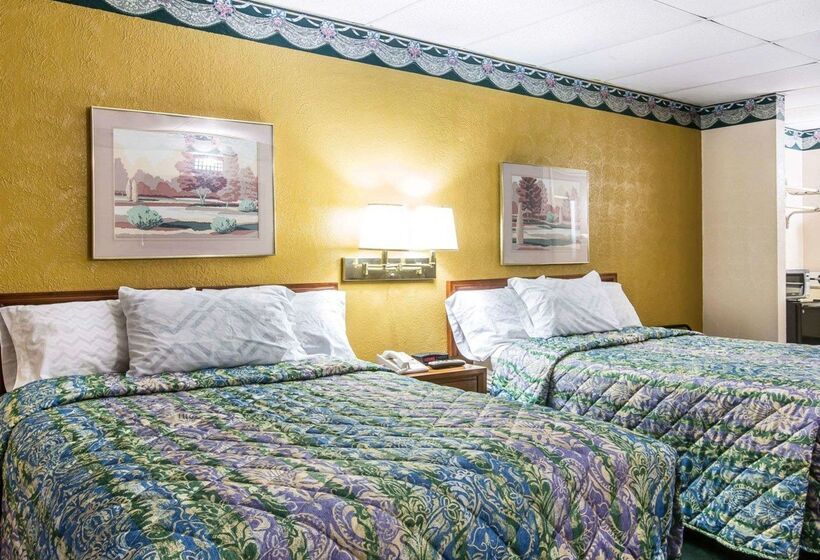 هتل Rodeway Inn