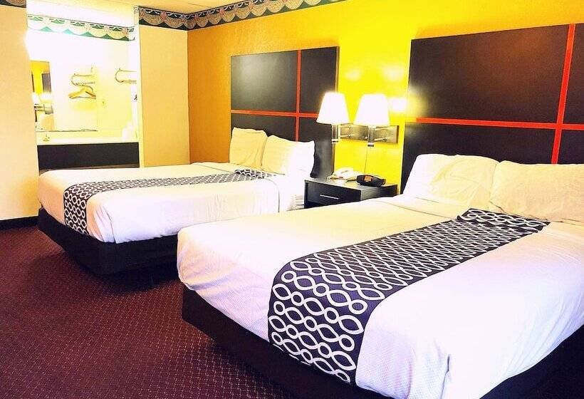 هتل Rodeway Inn