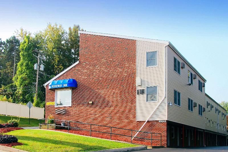 هتل Rodeway Inn State College  Near University