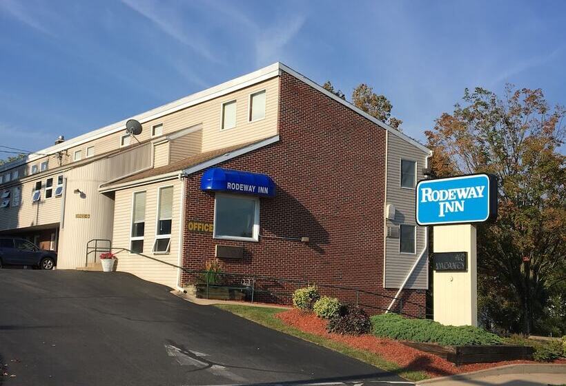 هتل Rodeway Inn State College  Near University