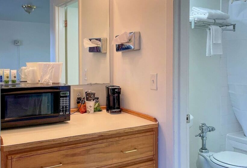 호텔 Rodeway Inn & Suites Omak  Okanogan