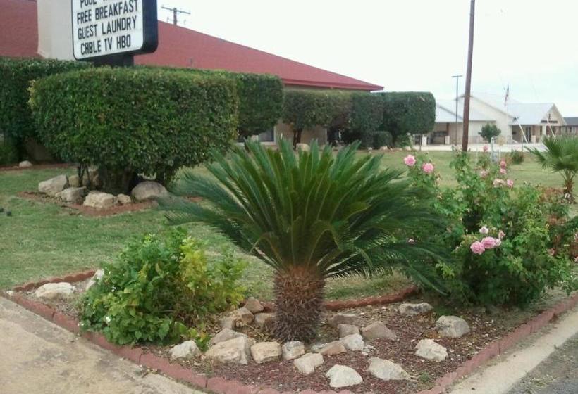 בית מלון כפרי Royal Inn Pearsall